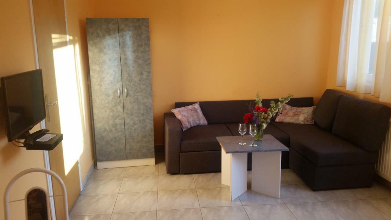 Porat House Appartement Zalakaros Buitenkant foto