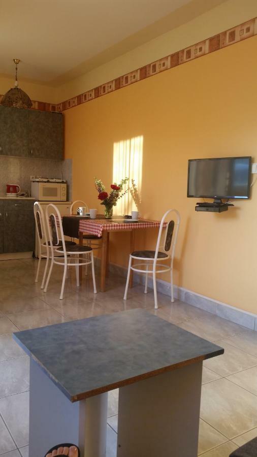 Porat House Appartement Zalakaros Buitenkant foto